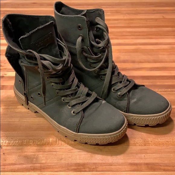 levis combat boots